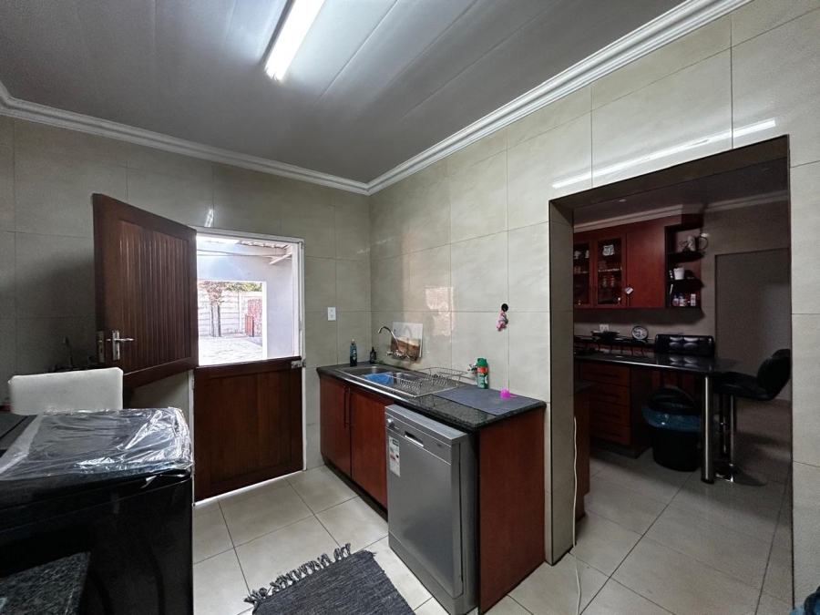 4 Bedroom Property for Sale in Vaalpark Free State